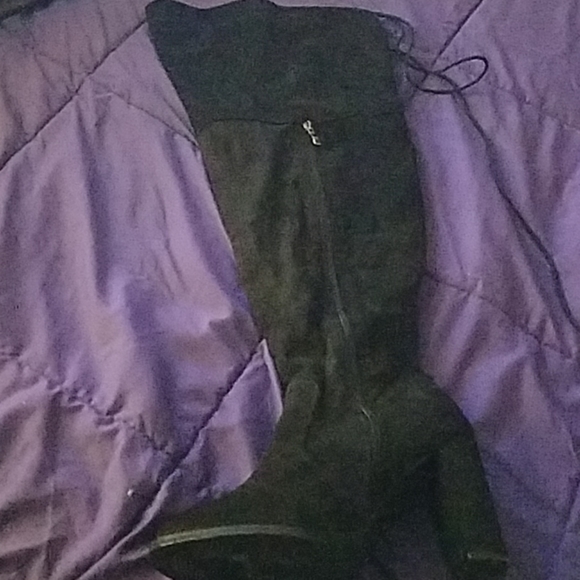 Boots - Picture 2 of 2